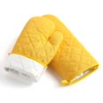 thumbnail image 4 of Juego de guantes de cocina y soportes para ollas M MIAOYAN, altamente resistentes al calor, 4 of 5