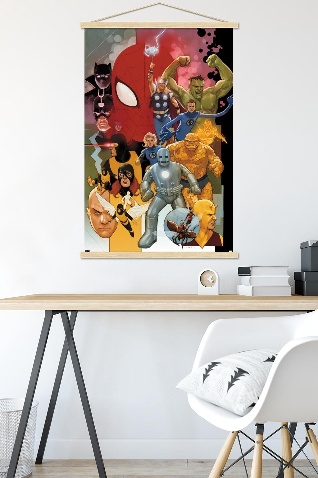 Marvel Comics - Marvel Universe - Noto Wall Poster with Wooden Magnetic Frame, 22.375" x 34"