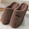 thumbnail image 4 of Zapatillas de algodón para mujer, zapatillas de lana para interior de otoño e invierno, cálidas y bonitas, zapatillas de algodón para parejas, zapatos de confinamiento antideslizantes, 4 of 6