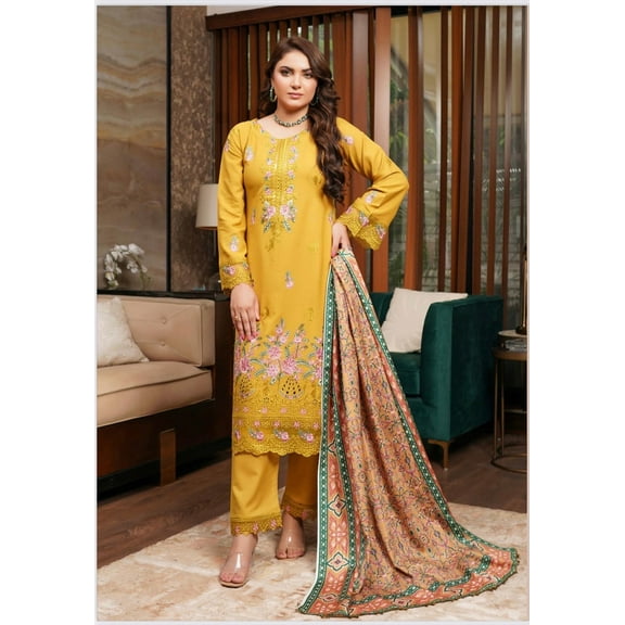 Traditional Pakistani Salwar Kameez, Cultural Wear for Women