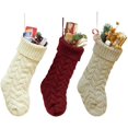 thumbnail image 1 of Paquete de 3 medias clásicas de punto de Navidad de 18.0 in para colgar decoraciones navideñas blancas, rojas y grises. Xemadio WRJM-427, 1 of 7