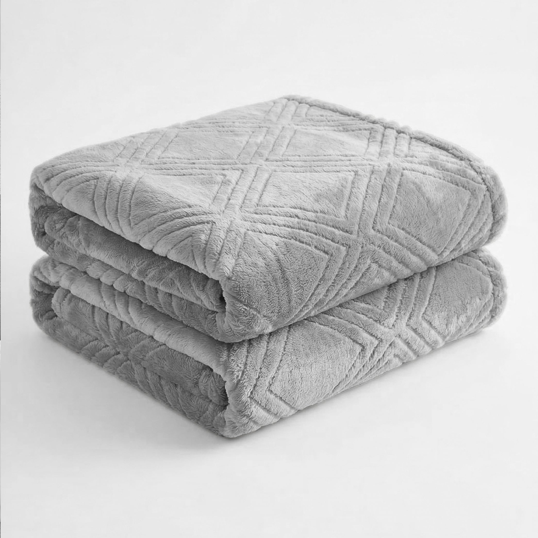 Superior Alaska Diamond Fleece Blanket 90" x 106", Lightweight Soft Bed Blankets, King Size, Platinum