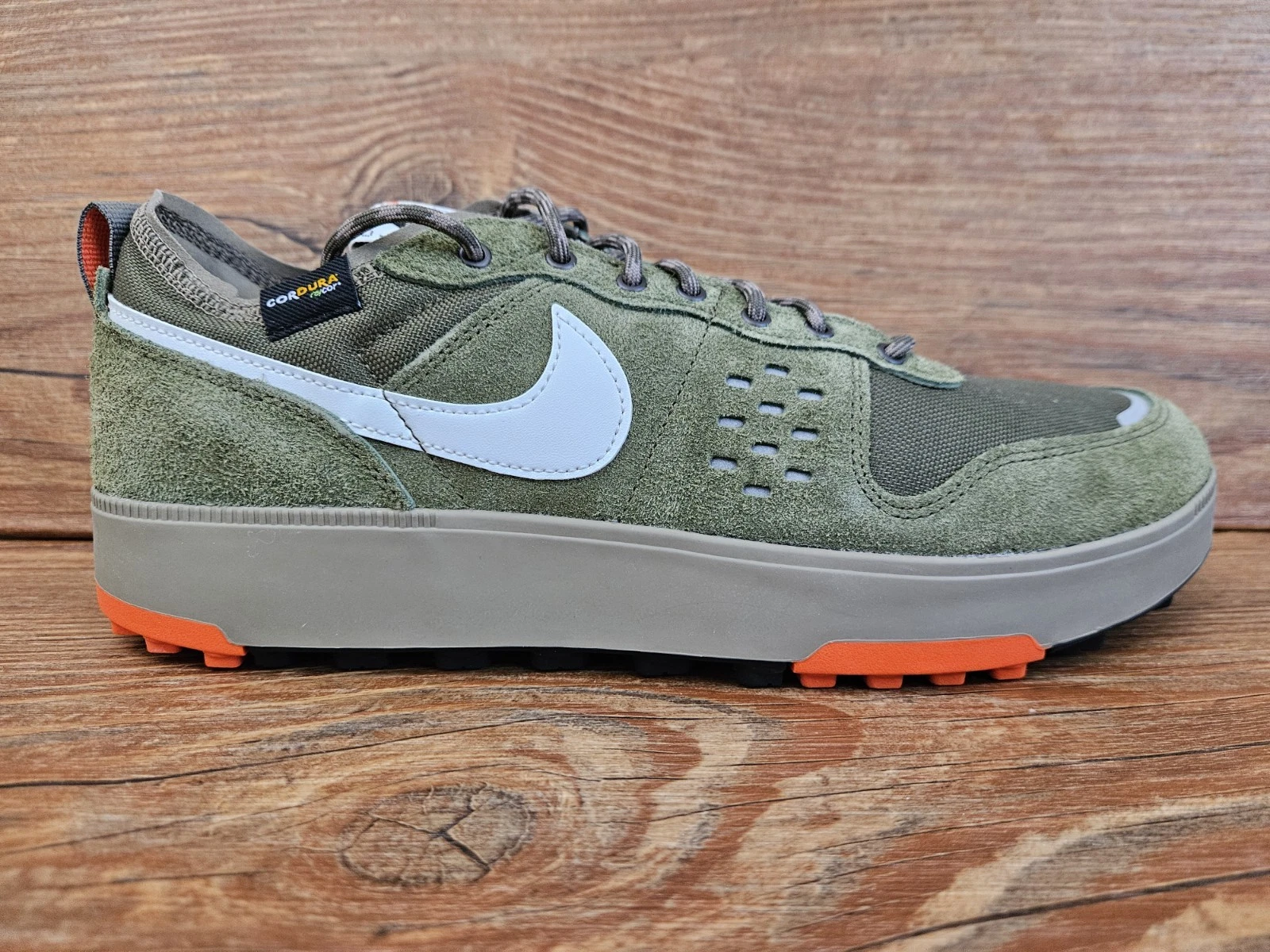 Nike C1TY Premium Cordura Men's Running Shoes - Rough Green/Summit White/Electro Orange, Durable & Grippy For City Wear