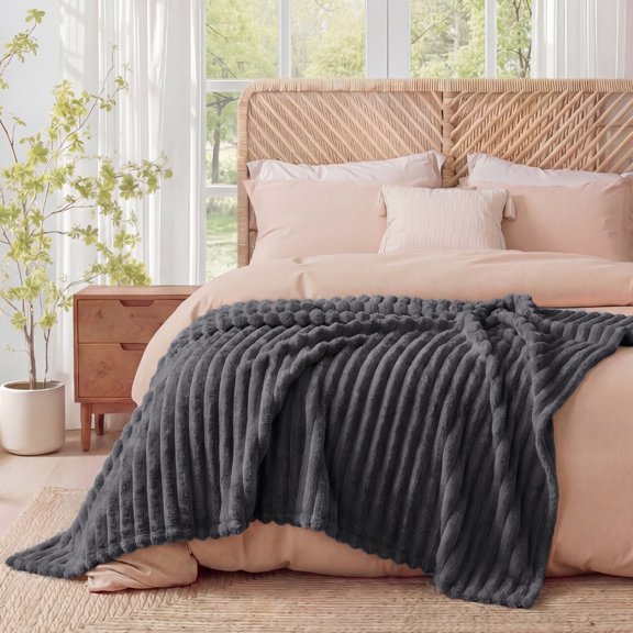 U by Bedsure Grey Fleece Throw Blanket for Couch - Super Soft Cozy Blankets for Women, Girls, 50x60 inches