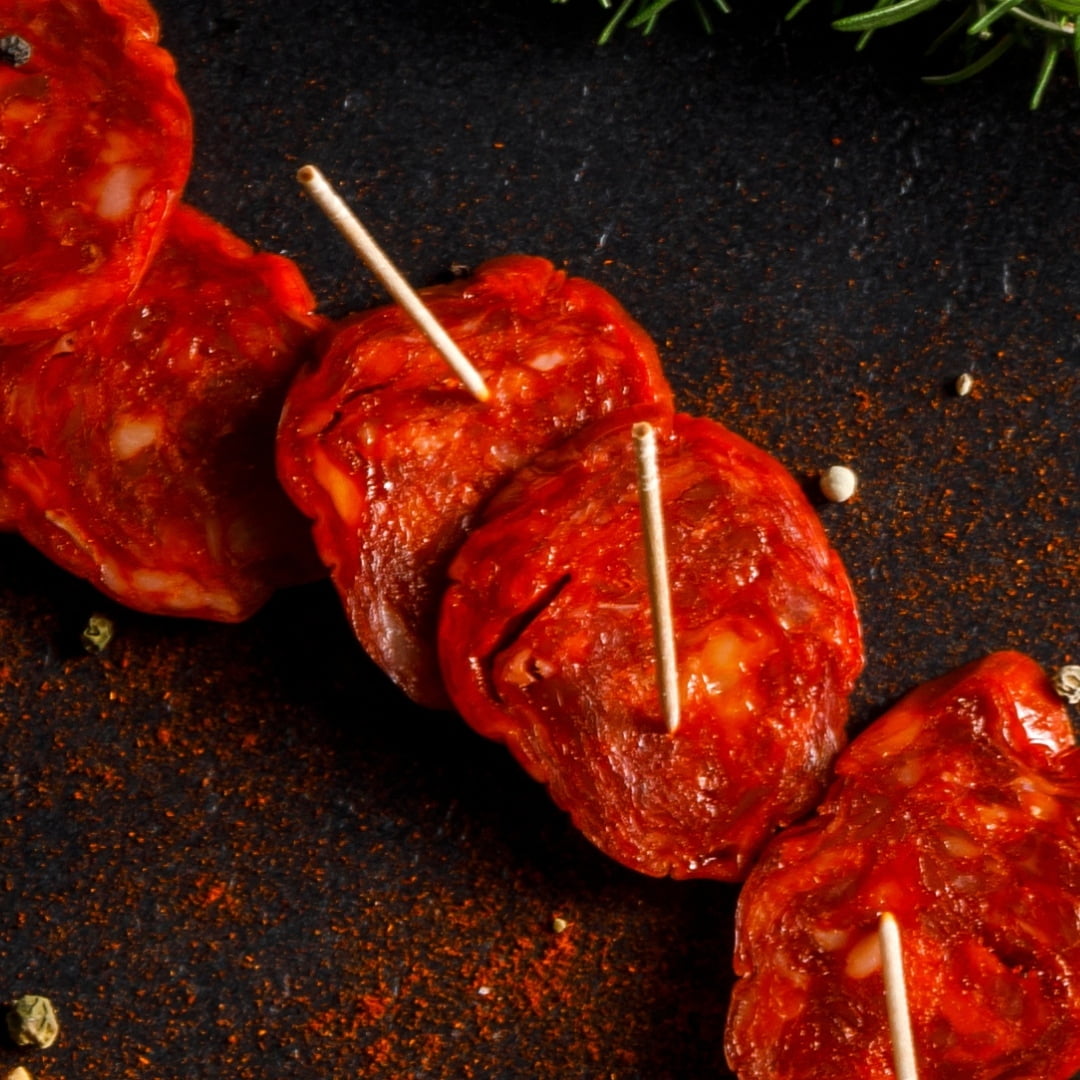 Quijote Spanish Chorizo, 5.5 oz (4 Chorizos per Pack), Pack of 2, Total 11 oz)