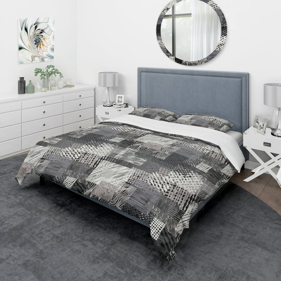 Designart 'Handdrawn vintage lines in shades of gray' Vintage Duvet Cover Set