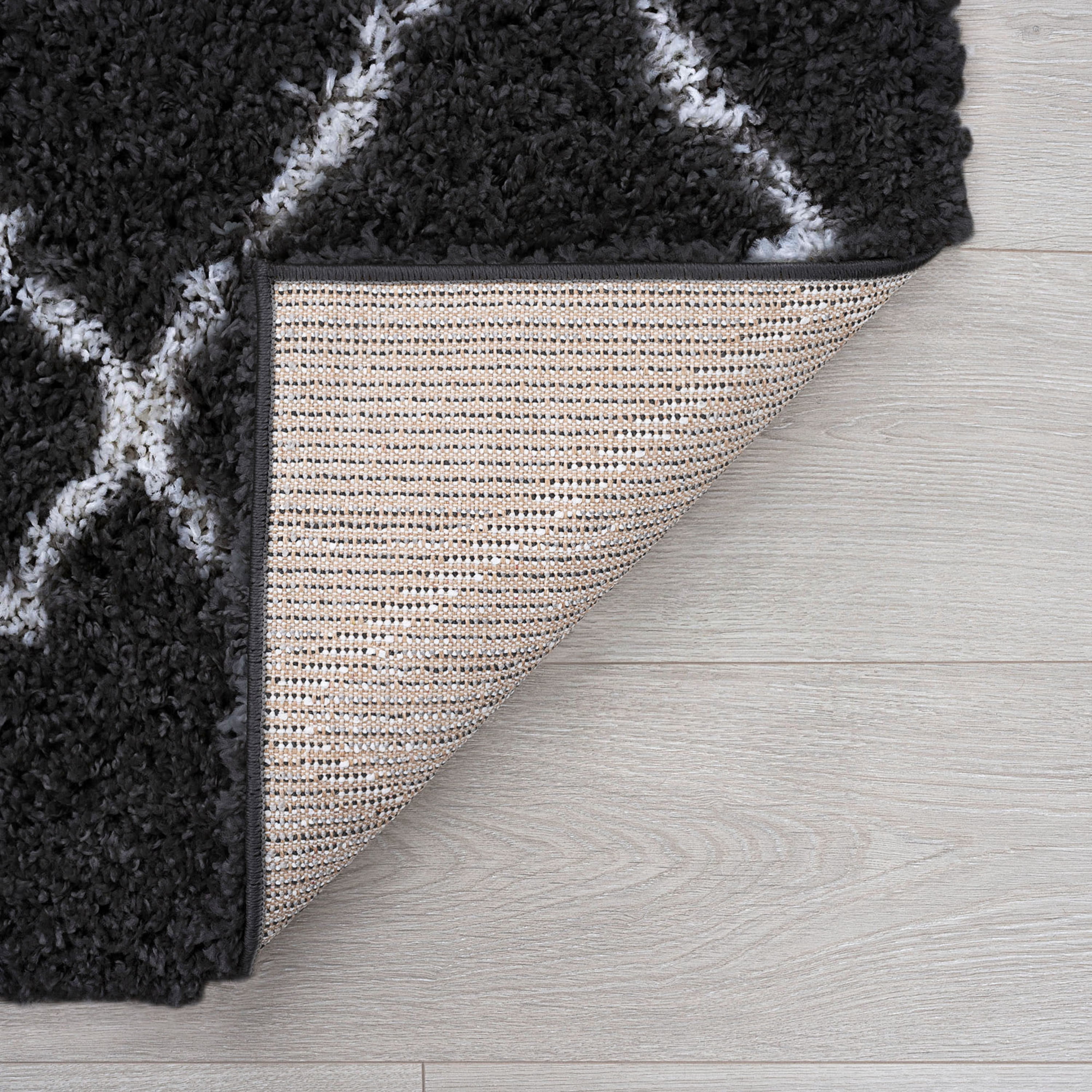 Jersey Shag Contemporary Diamond Dark Gray and White Polypropylene Indoor Area Rug, 8'x10' Rectangle
