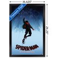 thumbnail image 2 of Marvel Spider-Man - Dans le Spider-Verse - Chute, 2 of 4