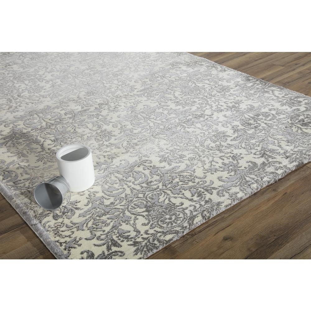 Rugs America Brighton Collection Snow Day BH400B Transitional Oriental Area Rug 2'3" x 8'