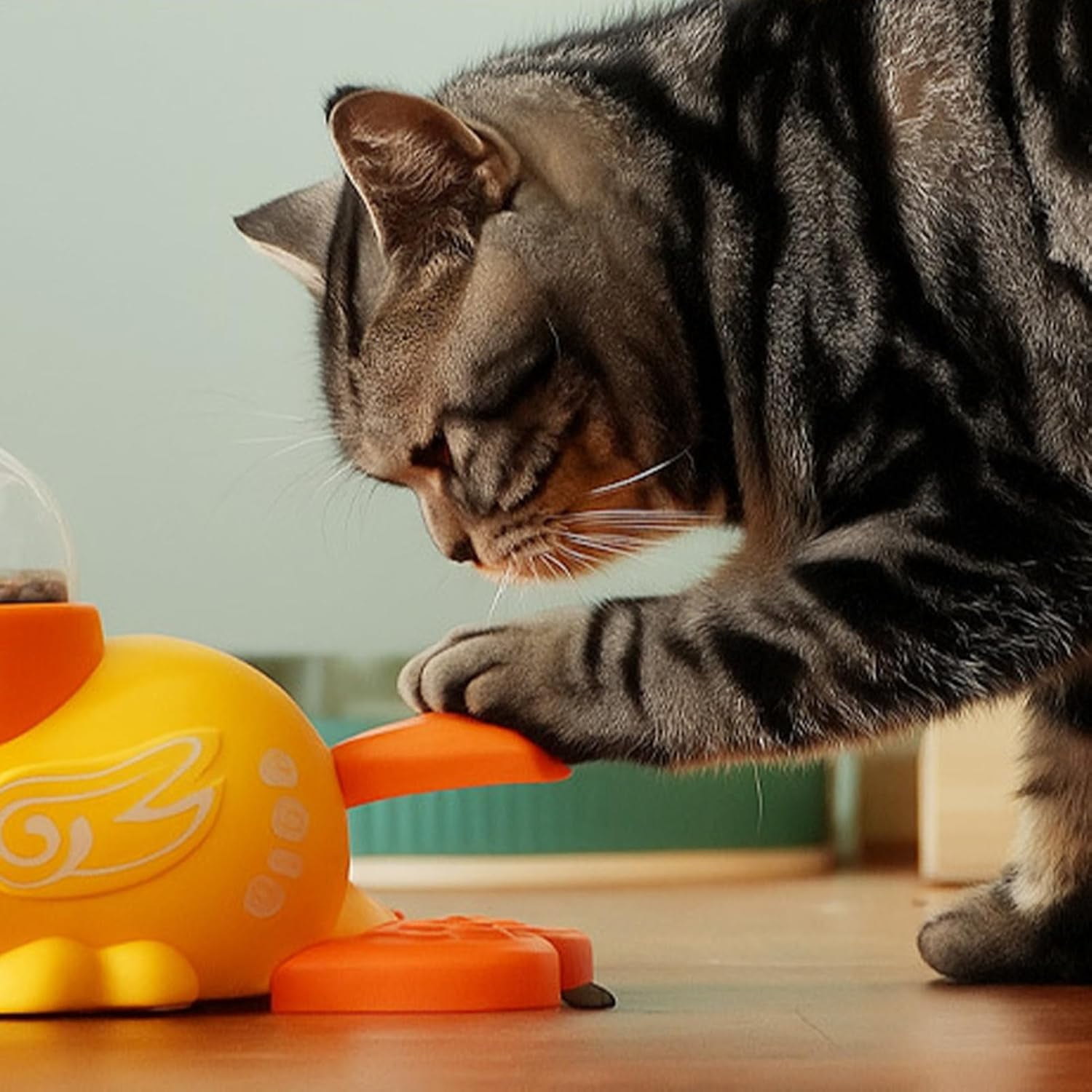 Interactive Treat Dispenser Toy,Dog Puzzle Toy, Duck Design Treat Dispenser Feeder for Mental Stimulation and Slow Eating in Indoor and Outdoor Play