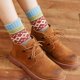 thumbnail image 4 of Calcetines de invierno de punto grueso para mujer con motivos tribales x5, 4 of 5