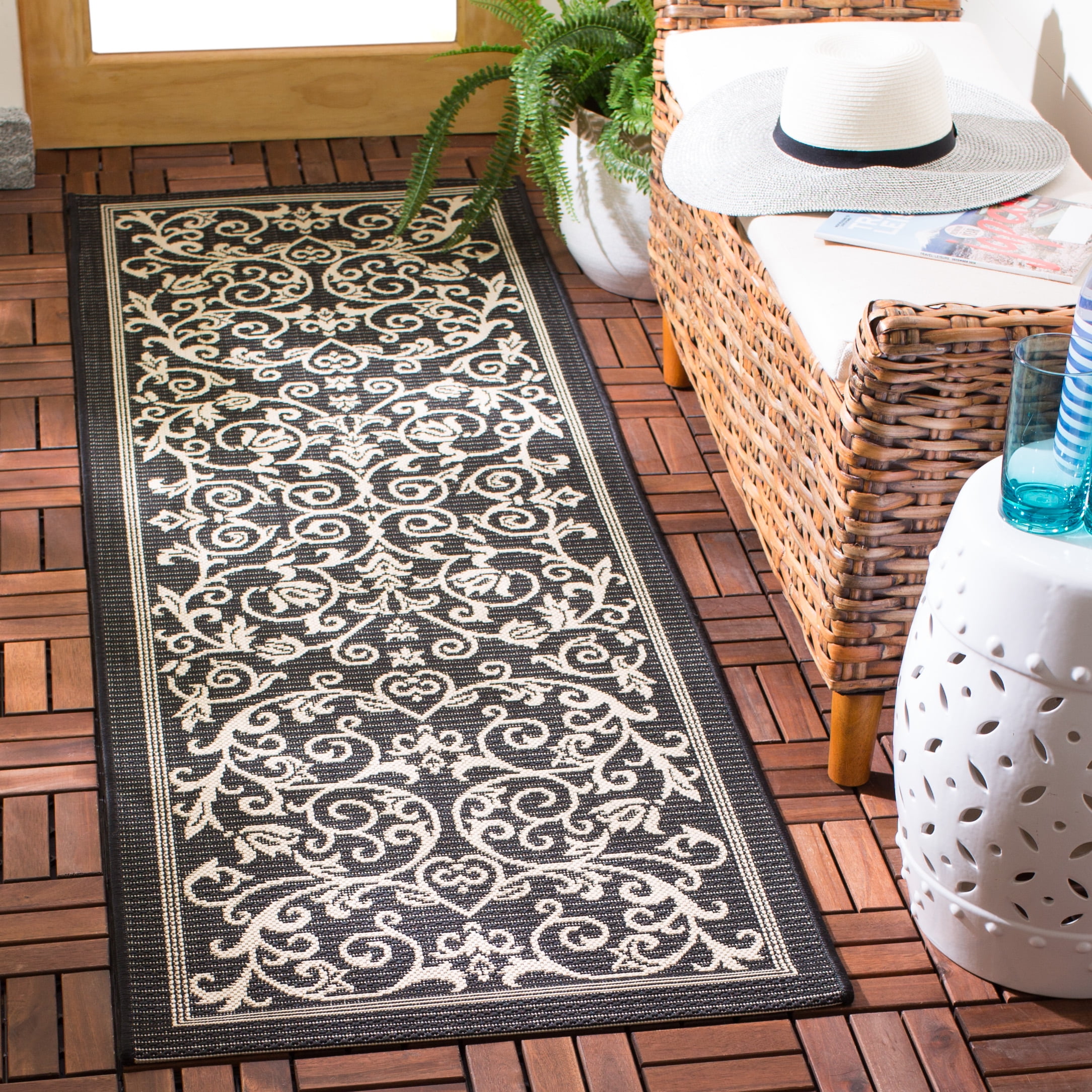 Safavieh Courtyard Nanda Botanical Indoor/Outdoor Runner Rug, Black/Sand, 2'3" x 8'