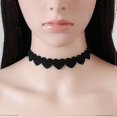 thumbnail image 2 of Gargantilla Farfi de terciopelo negro con forma de corazón para mujer, collar con abalorio de cóctel, regalo, 2 of 5