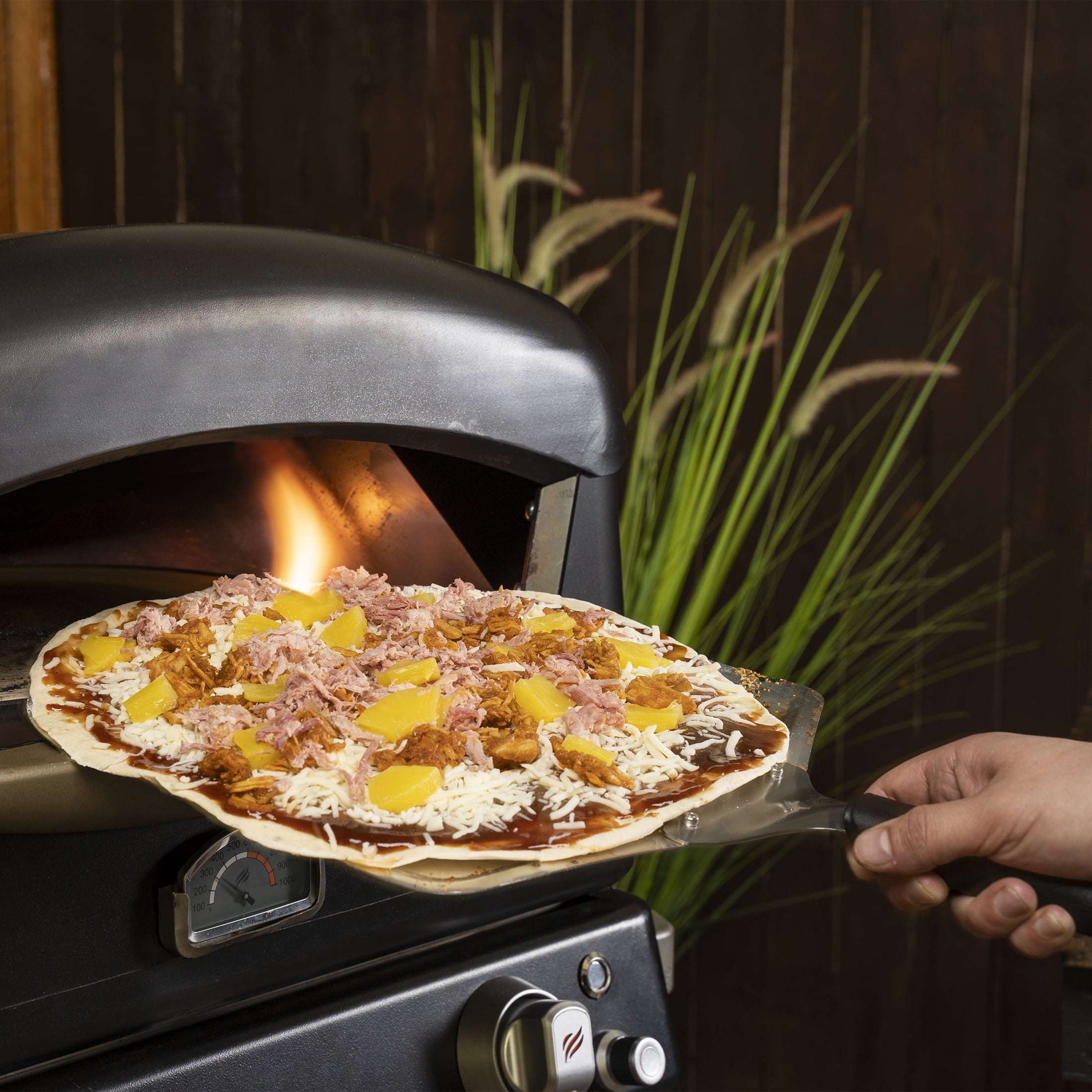 Blackstone 12" Aluminum Pizza Pan Peel with Heat Resistant Handle