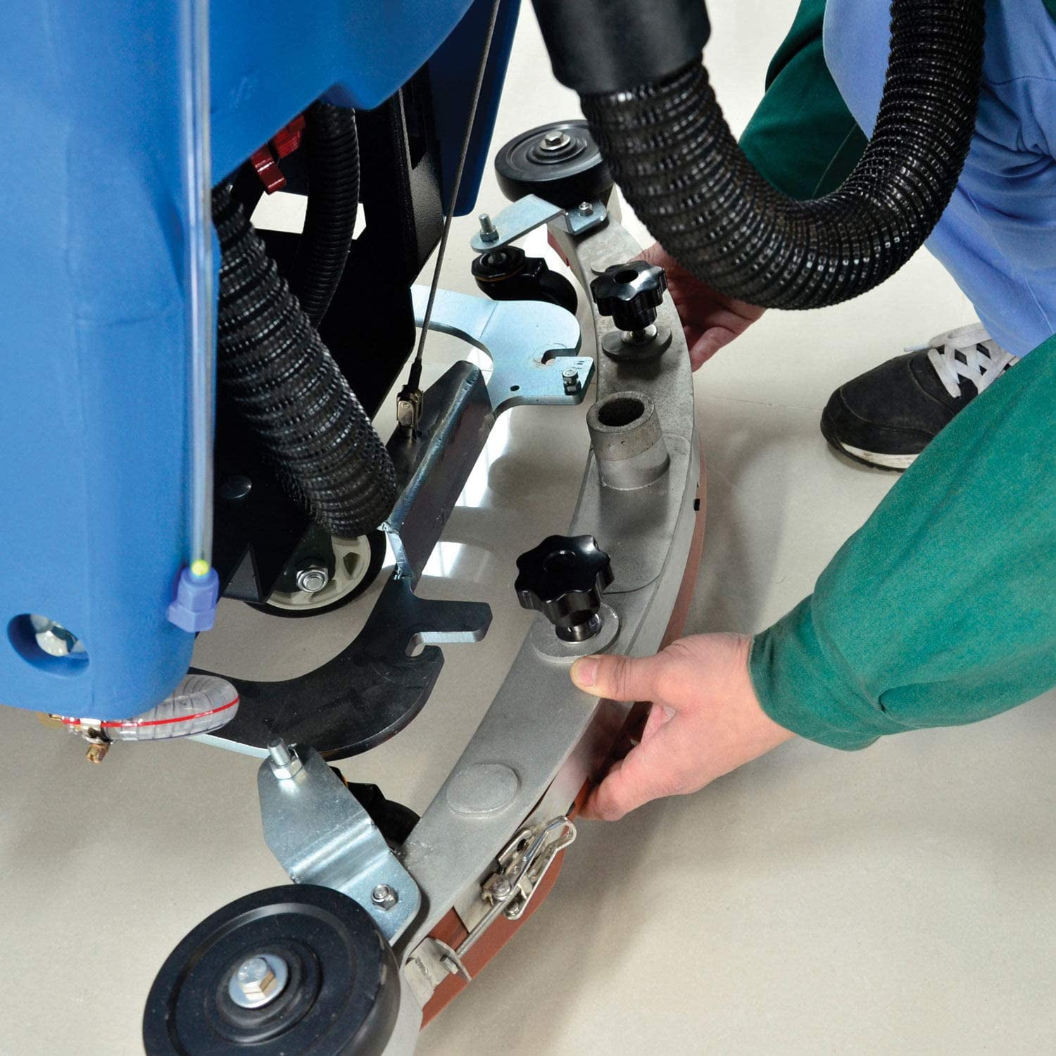 Global Industries 261990 Electric Auto Floor Scrubber 20 in