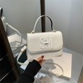 thumbnail image 4 of Bolso cuadrado pequeño europeo y americano de gran capacidad, estilo nuevo 2025, color puro, de ambiente sencillo, informal, versión coreana, para uso diario., 4 of 5