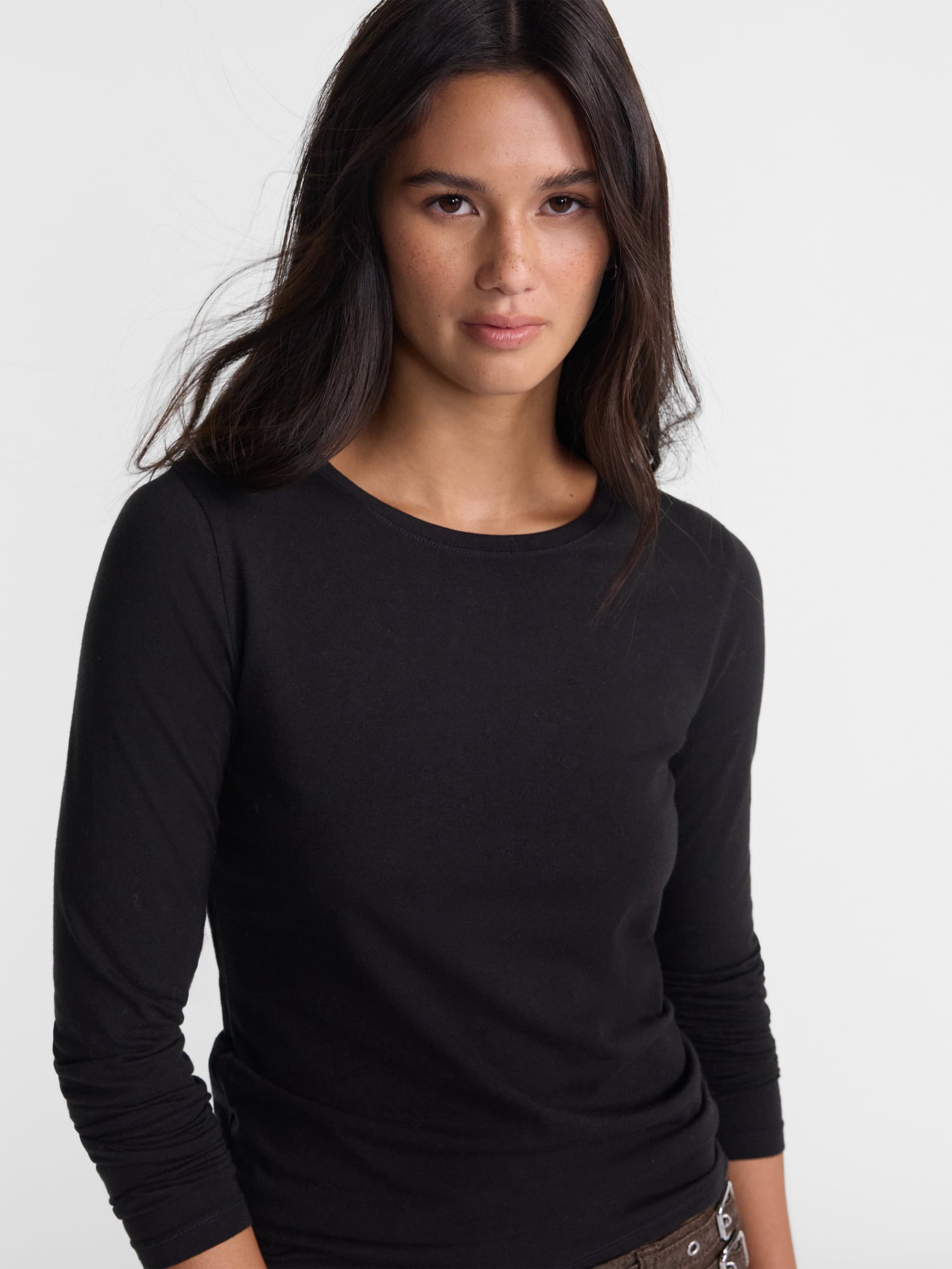 No Boundaries Crewneck Tee with Long Sleeves, Women's XXS-XXL