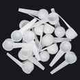 thumbnail image 1 of 20 cucharas medidoras de plástico blanco de 10 ml. Afortunado Sencillez, 1 of 5