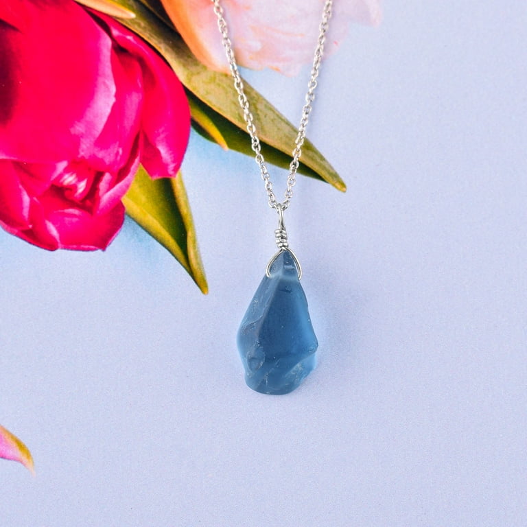 Raw blue 2024 topaz necklace