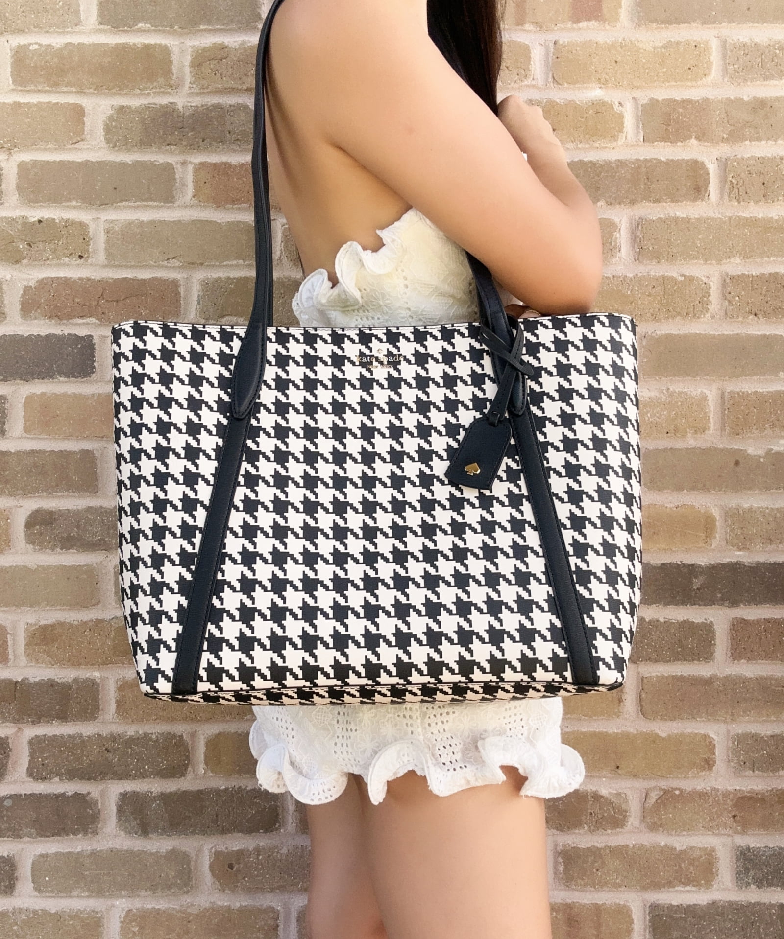 Cara print online tote bag