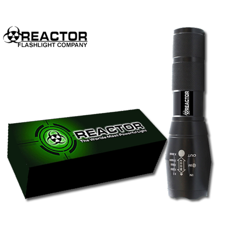 REACTOR EXTREME BLACK OP X700 Flashlight USA