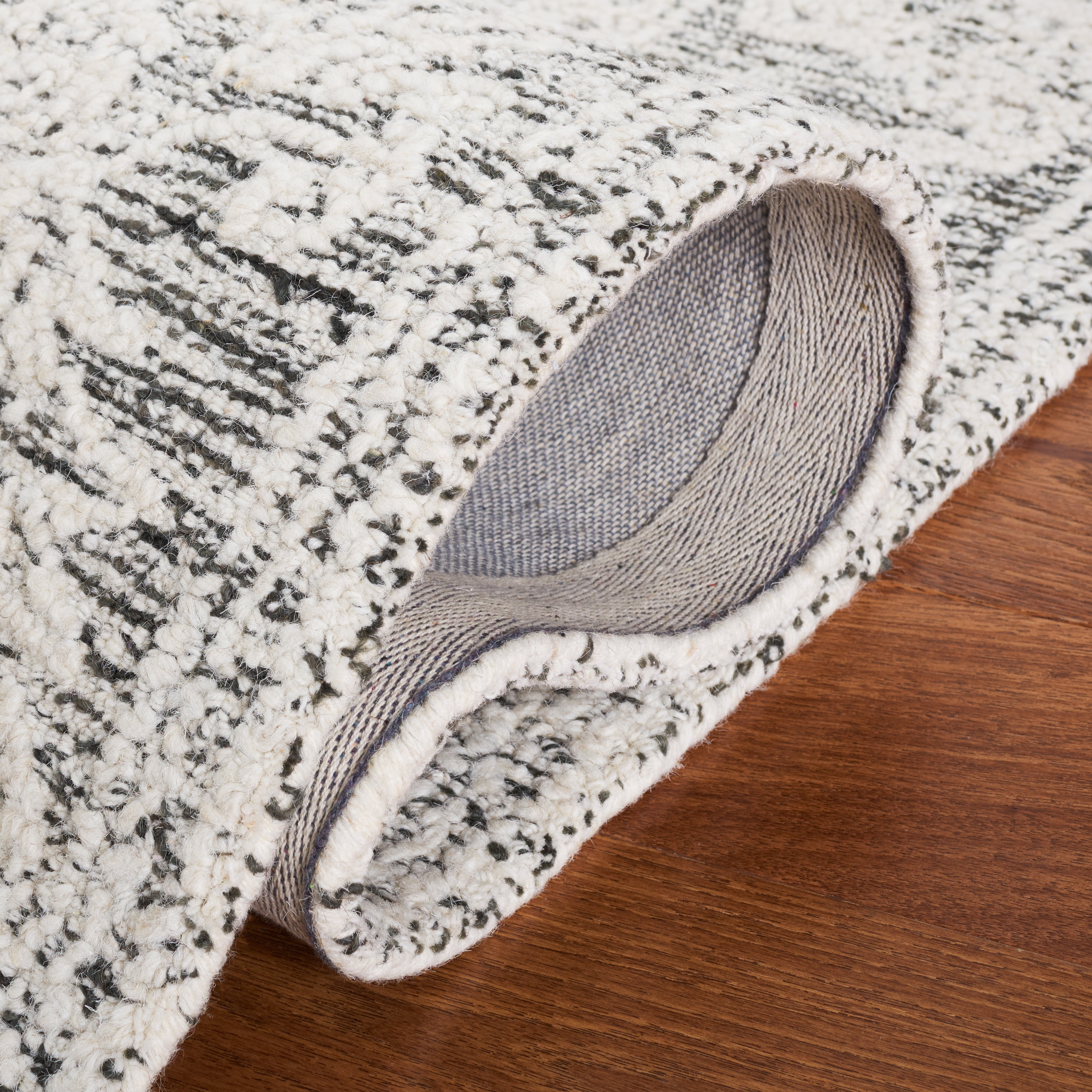 SAFAVIEH Abstract Carter Oriental Wool Area Rug, Ivory/Charcoal, 5' x 8'