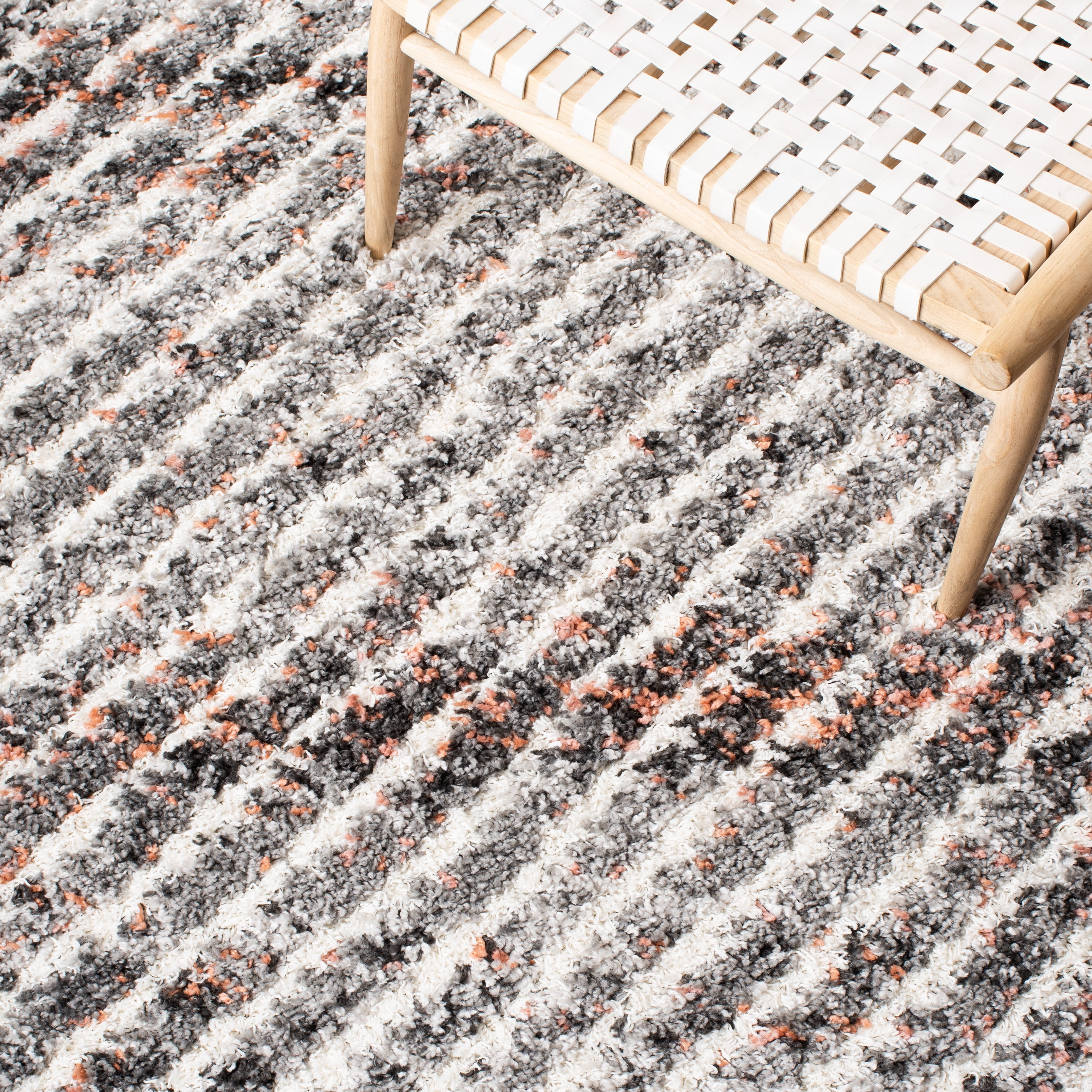 SAFAVIEH Canyon Casey Distressed Shag Area Rug, Gray/Ivory, 6'7" x 6'7" Square