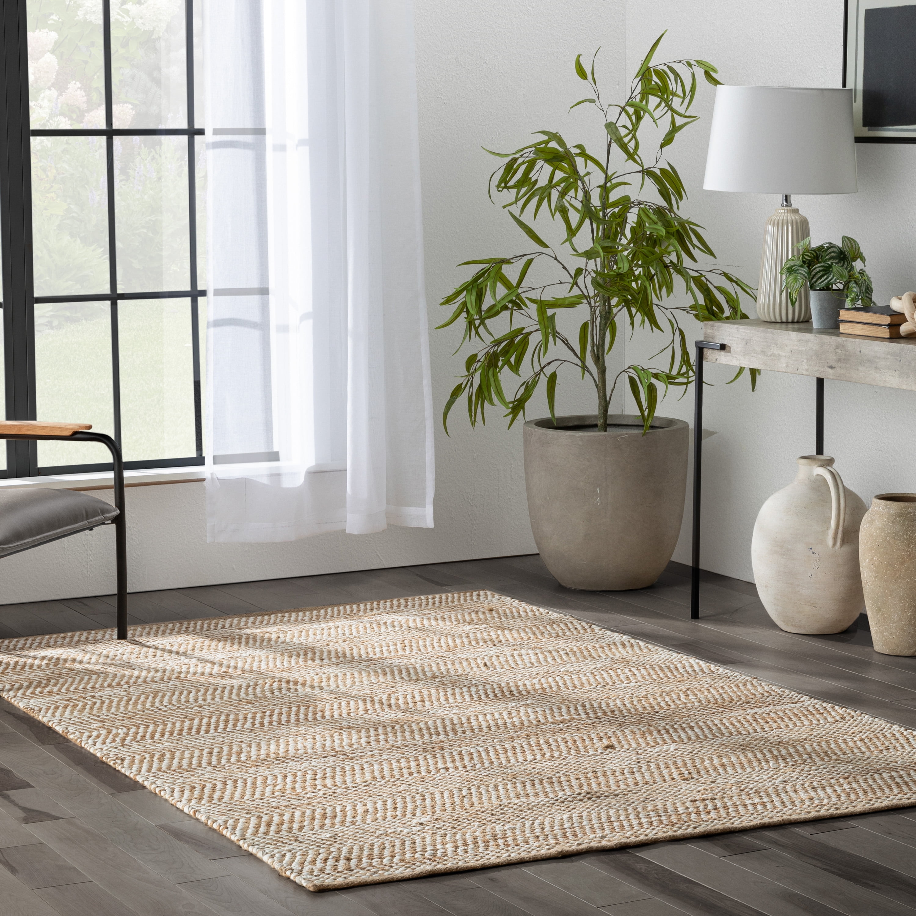 White & Natural Jute Thin Chevron Scatter Rug