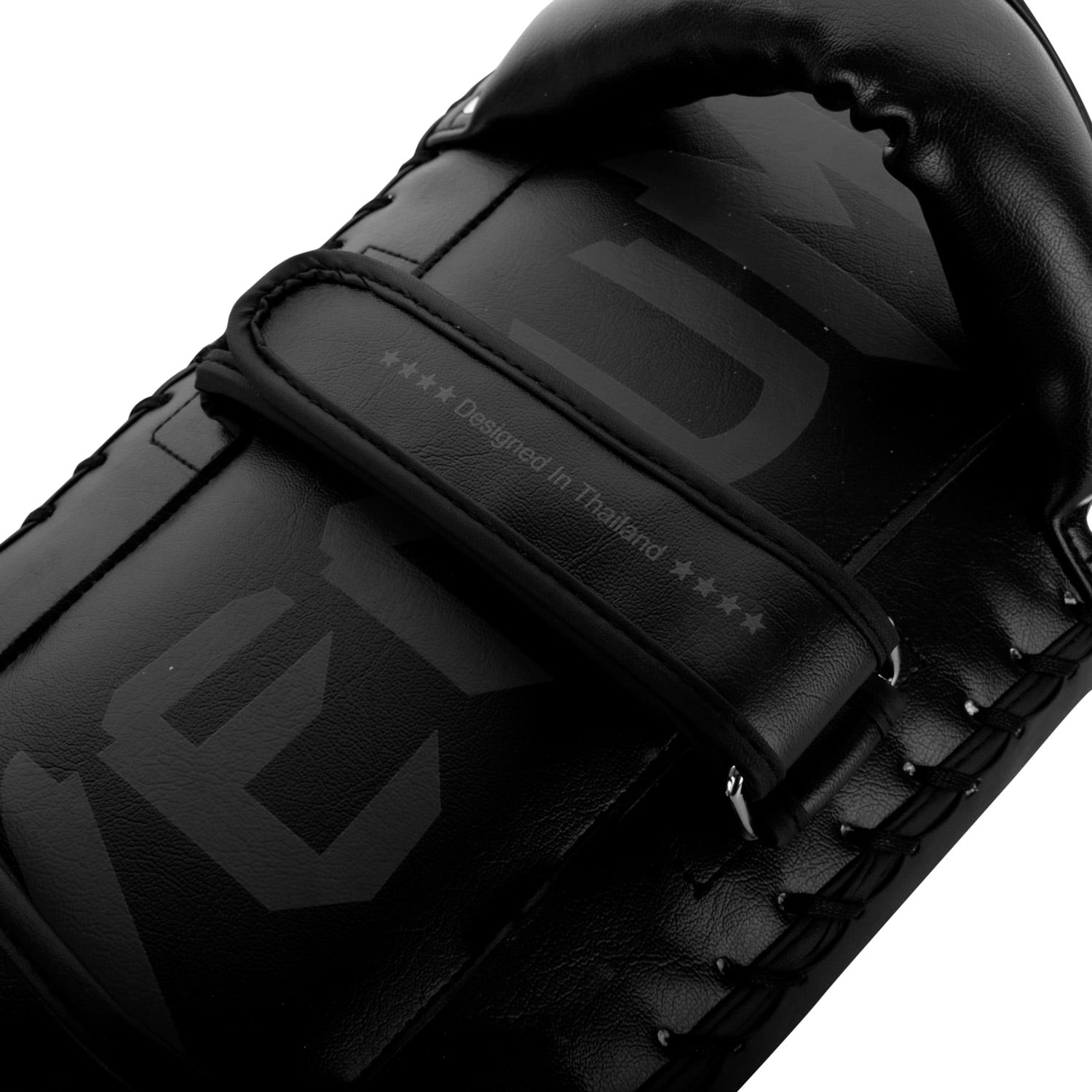 Venum Giant Kick Pads
