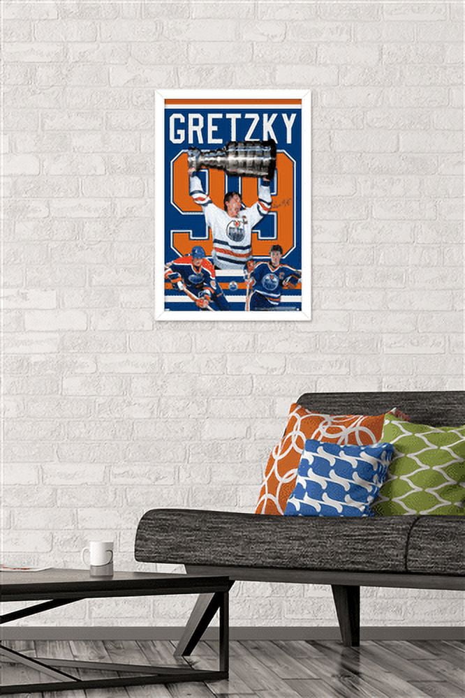 Wayne Gretzky - Jersey Wall Poster, 14.725" x 22.375", Framed