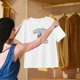 thumbnail image 2 of Camiseta con estampado de letras para mujer, camiseta con cuello redondo, camiseta suave transpirable de verano, camiseta de manga corta para casa, calle, desplazamientos, oficina M Yinane Camiseta para mujer, 2 of 8