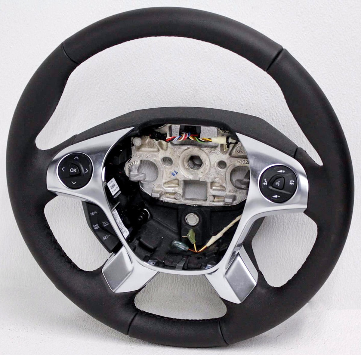 Momo Automotive Accessories R1909-33L MOD 78 Steering Wheel