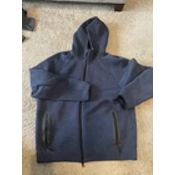nike tech zip up hoodie xl