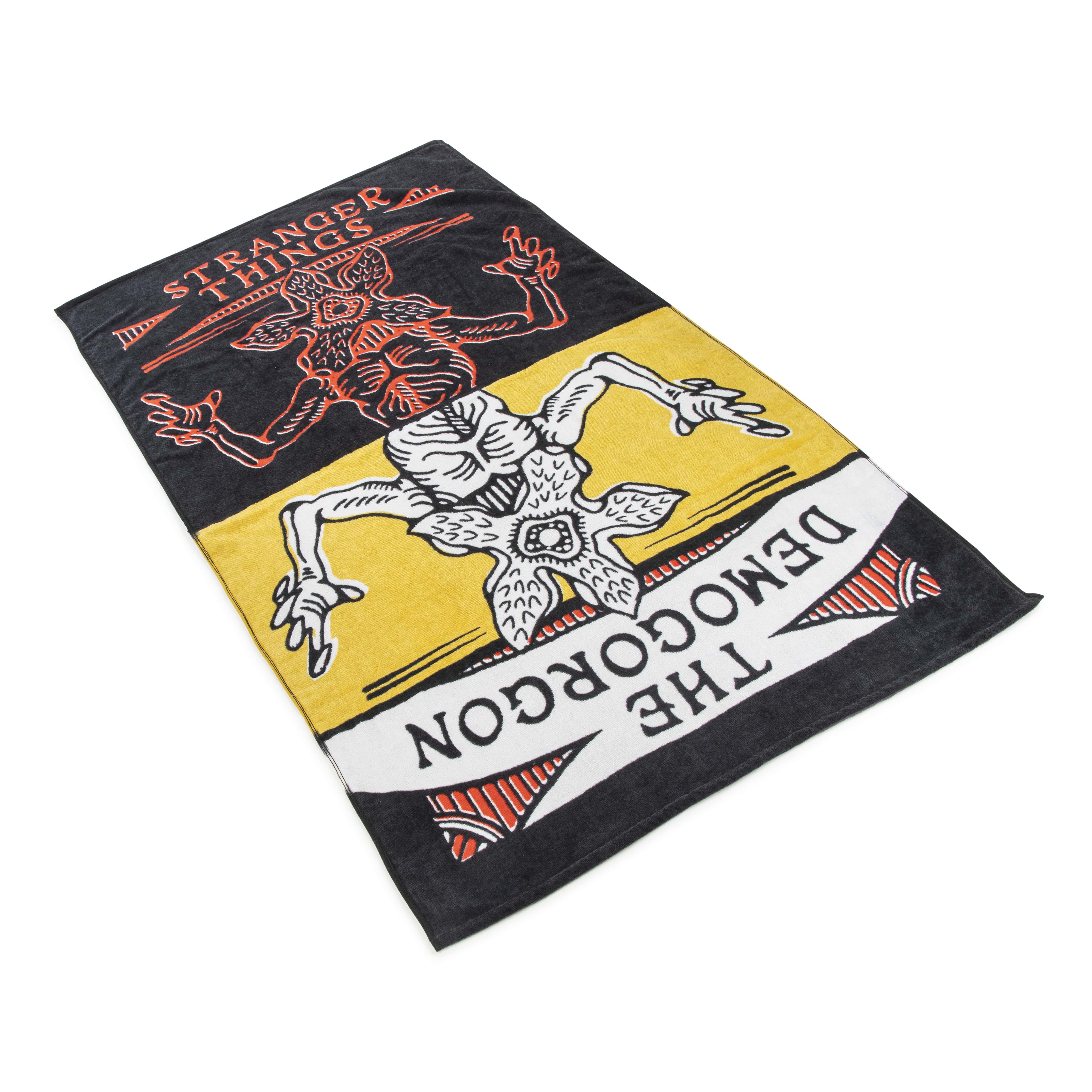 Stranger Things The Demogorgon 34" x 64" Oversized Bath Towel, Cotton, Red and Yellow, Netflix