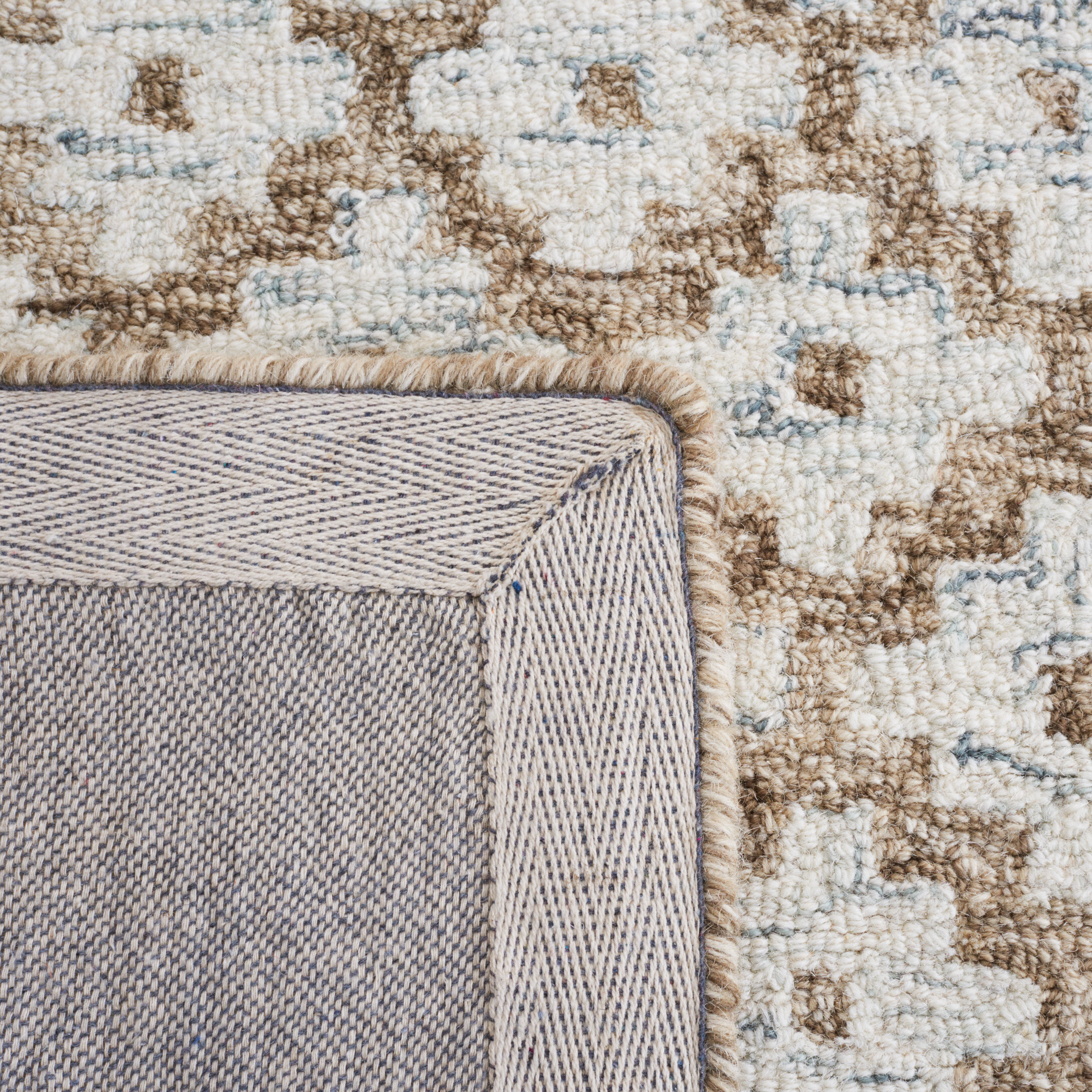 Safavieh Metro Frigg Floral Area Rug, Beige/Sage, 8' x 8' Square