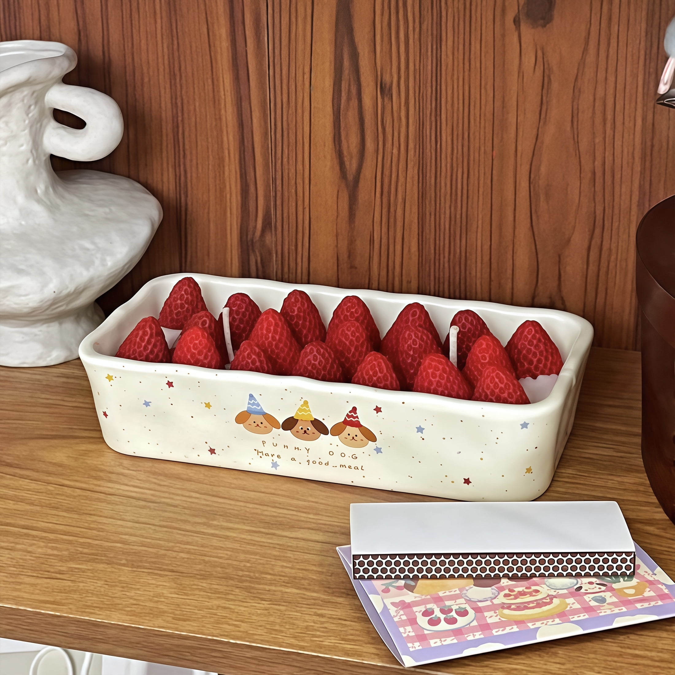 Strawberry Cake Scented Candle – Dual Wick Aromatherapy Candle with Porcelain Tray, Cute Dessert-Inspired Home Décor & Gift for Women
