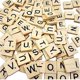 thumbnail image 3 of 100 piezas de letras de Scrabble de madera Yuxing para manualidades y decoración, 3 of 4