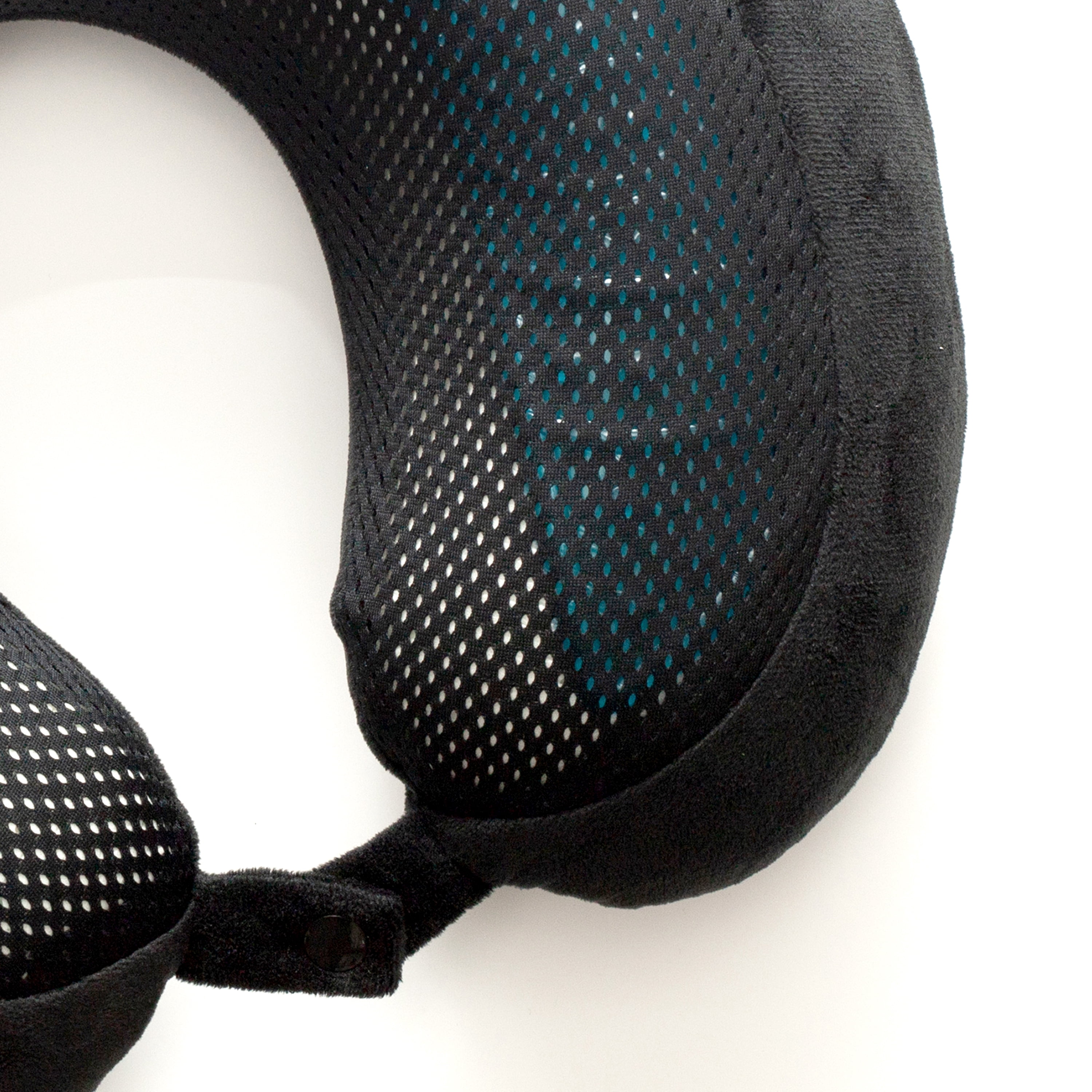 Bon Voyage Refreshing Cooling Gel Memory Foam Travel Neck Pillow with a Snap Button, Black