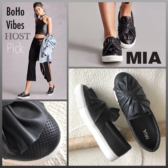 Zoe Fashion Sneaker, Black Slip 