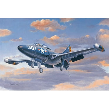 HobbyBoss 87248 Grumman F9F-2 Panther 1/72 Scale Plastic Model Kit