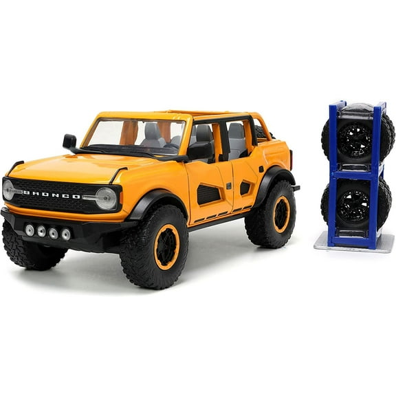 Jada Toys Just Trucks 1:24 2021 Ford Bronco Die-cast Car Orange with Tire Rack, Toys for Kids and Adults