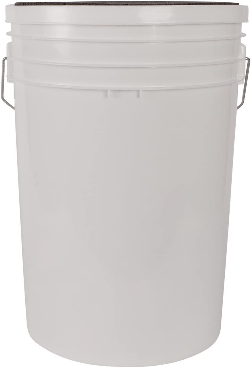 Champion Sports 6 Gallon Bucket with Padded Soft Seat Lid - Durable Construction - Balls Not Included - Ideal for Baseball, Softball, T-Ball, Wiffle Ball, and Lacrosse