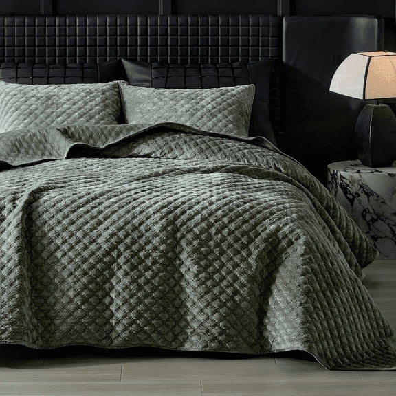 Say Yes Bedding Zera Green Octagon Velvet Coverlet Quilt Bedding Set, 3-Piece Reversible Bedspread, Queen