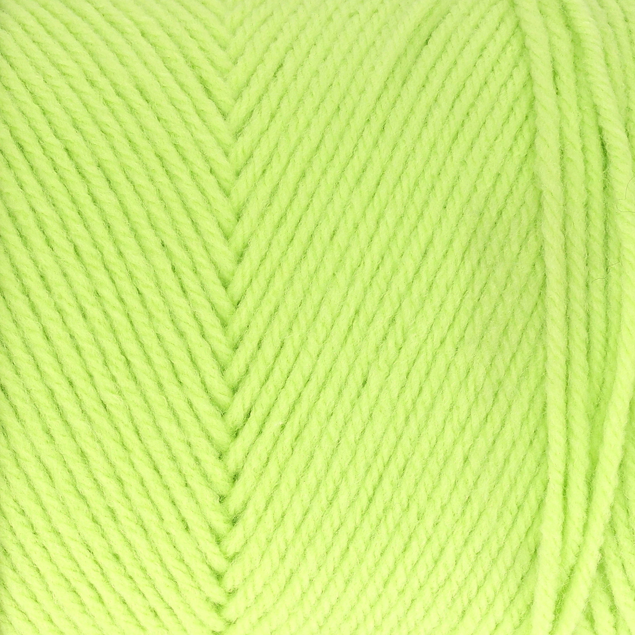 Mainstays Size 4 Medium Weight Acrylic Spring Green Yarn, 7 oz, 397 yds