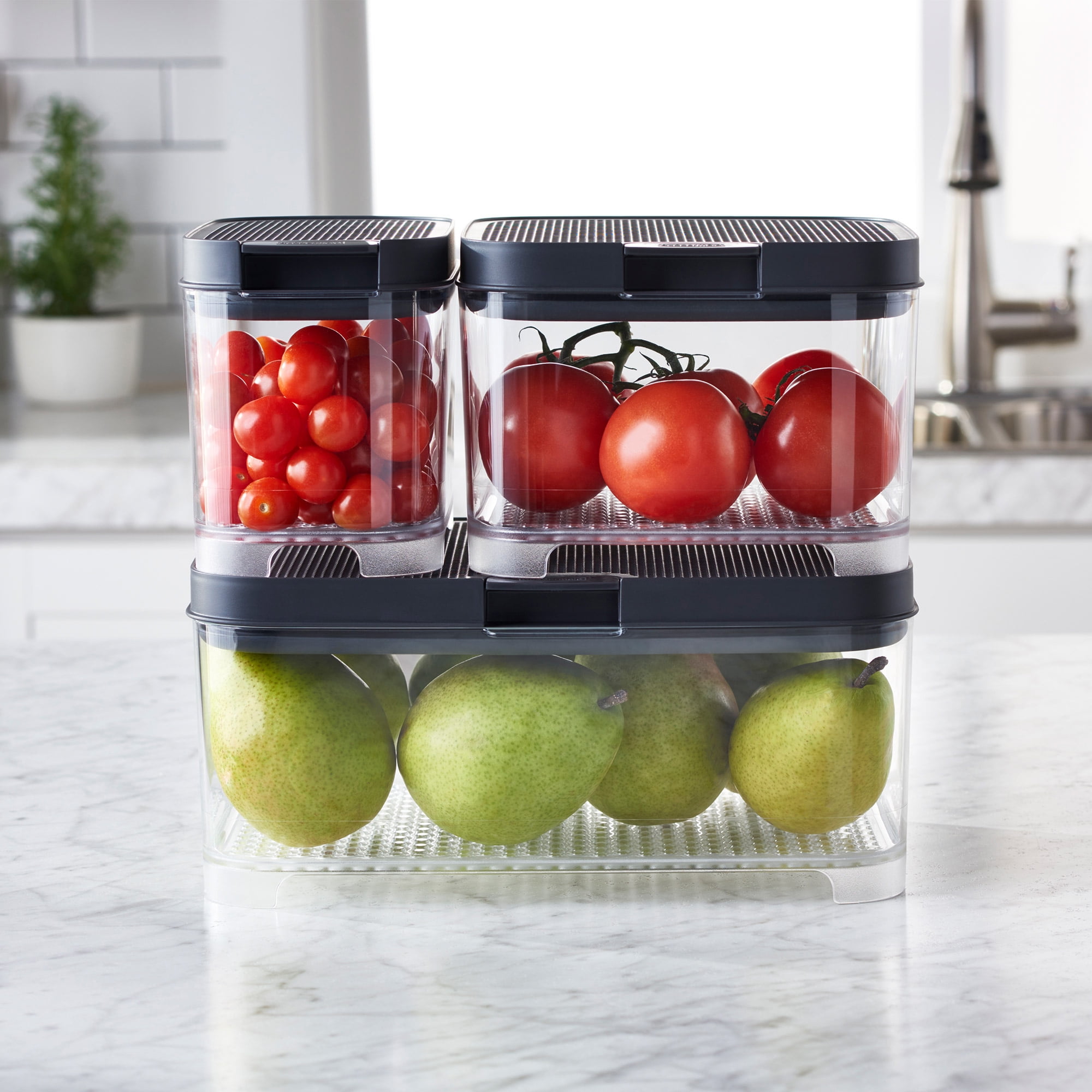 Rubbermaid Freshworks Countertop Produce Saver Small, Medium & Large  Container Set, Clear/Grey 