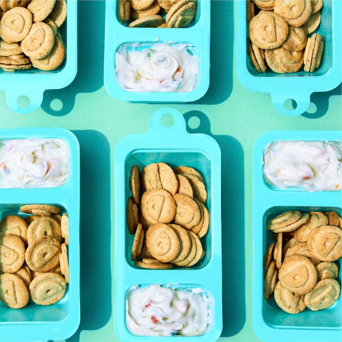 Dunkaroos Vanilla Cookies and Vanilla Frosting, Rainbow Sprinkles, 1.5 oz