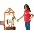 thumbnail image 2 of Coffret poupée Barbie avec ferme et 7 animaux à soigner, 2 of 7