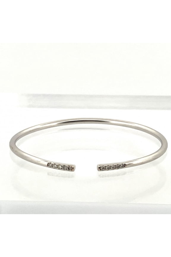 Pre-Owned Tiffany & Co. 18K White Gold Metro Wire Bangle with Au750 Diamonds (Good)