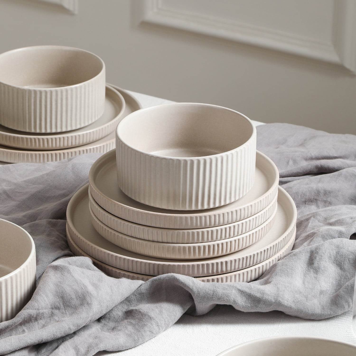 Stone Lain Haven 32-Piece Dinnerware Set Stoneware, Beige