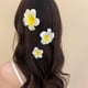 thumbnail image 3 of Clips laterales para el cabello de flores amarillas, horquilla de pétalos de plástico, pinzas para el cabello de Metal dulce a la moda, accesorios para el cabello para vacaciones en la playa, regalos, 3 of 5